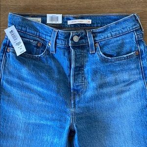 Levi wedgie straight jeans